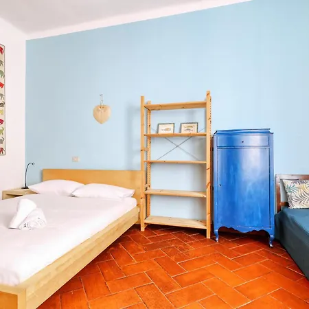 Apartamento Farini 6 *