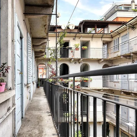 Apartamento Farini 6 *