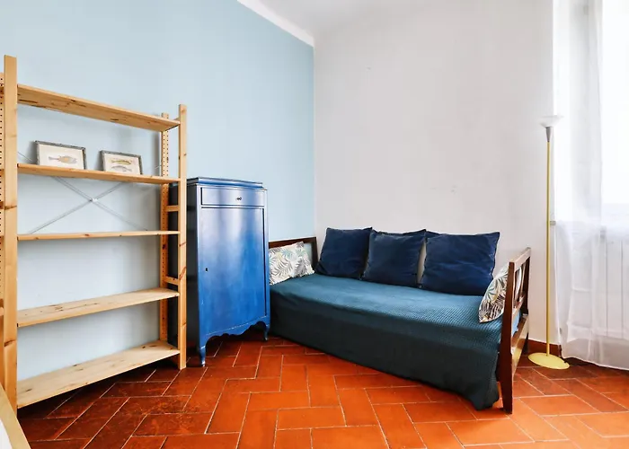 Farini 6 Apartment