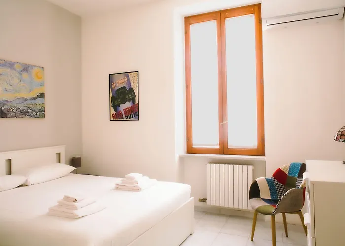 Apartment Farini 6 Milan