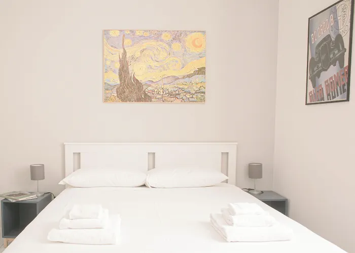 Farini 6 Apartment